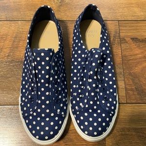 Crown & Ivy navy white polka dot sneakers Sz 7.5
